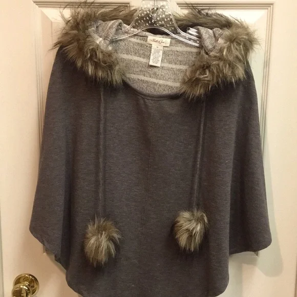 Taupe Poncho with Faux Fur Trim & Pom Poms - Picture 1 of 8